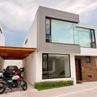 Venta Casa Nueva 163 m&sup2; Oportunidad No Adosada Tumbaco