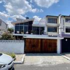 Venta Casa en La Jipijapa de 750 m&sup2; de Construcci&oacute;n (Terreno 403 M&sup2;)