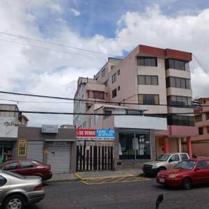 Vendo Departamento de 2 Dorm. en El 4 Piso Sin Ascensor en La Vaca de Castro y Av de La Prens