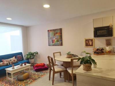 Suite de Venta en Edificio Moderno
