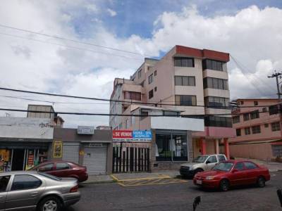 Vendo Departamento de 2 Dorm.. 4to Piso Sin Ascensor. en La Vaca de Castro y Av de La Prensa