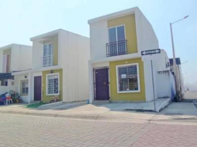Venta Casa Urb. Ciudad Santiago Guayaquil, 2 Habitaciones, m. Z.