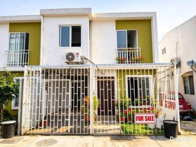 Casa en Venta en Guayaquil, Ciudad Santiago, 4 Dorm., 3 Ba&ntilde;os, 107 m&sup2;