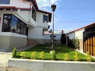Casa en  Miguel Angel & Calle Bramante, Quito, Ecuador