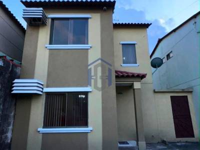 Casa en  Av Le&oacute;n Febres Cordero Ribadeneyra, Guayaquil, Ecuador