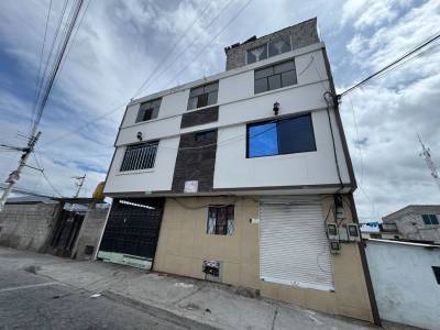 Casa en  Calder&oacute;n, Quito