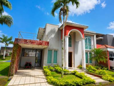 Casa en  Santo Domingo De Los Colorados
