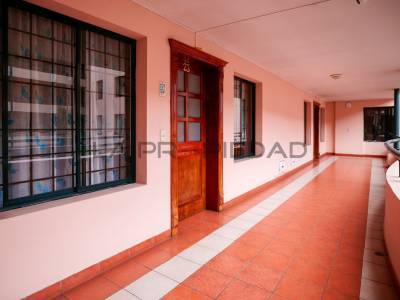 Departamento en  Avenida 10 De Agosto, Larrea, San Juan, Quito, Pichincha, 170402, Ecuador