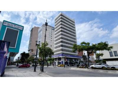 Oficina en  Nueve De Octubre, Guayaquil