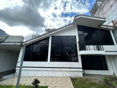 Casa en  Santo Domingo, Ecuador