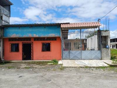 Casa en  La Concordia, Ecuador