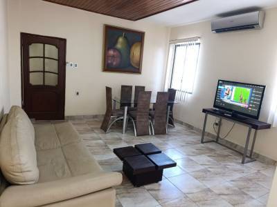 Departamento en  Urbanizaci&oacute;n Las Garzas, Centro Comercial - San Marino, Kennedy, Guayaquil, Guayas, 090909, Ecuador