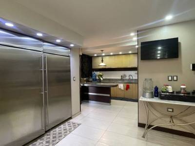VENTA PROPIEDAD CORPORATIVA Y RESIDENCIAL SANTO DO