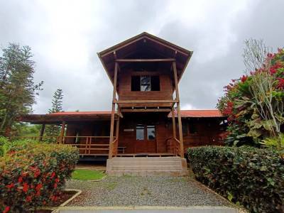 HACIENDA DE 121ha, PEDRO VICENTE MALDONADO