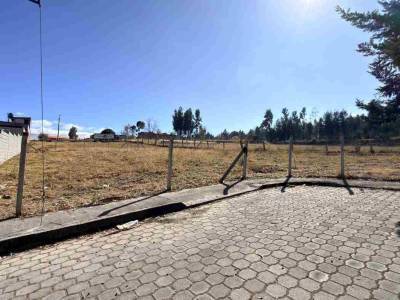 TERRENO EN VENTA EN CAYAMBE 478 m&sup2; SAN NICOLAS