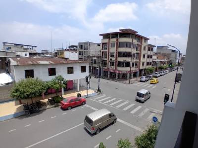 Renta departamento en Pasaje Av. Rocafuerte