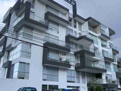 Departamento en  Avenida Mariscal Sucre, Pinar Alto, Cochapamba, Quito, Pichincha, 170104, Ecuador