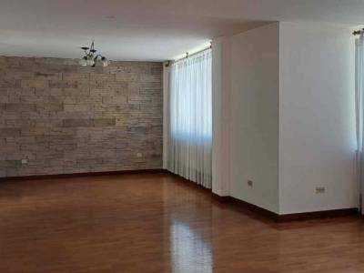 Departamento en  Madrid Y 12 De Octubre, Quito, Ecuador