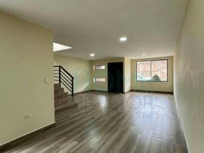 &iexcl;Casa en Venta en Misicata!