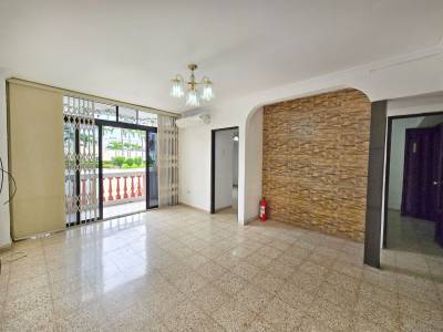 Departamento en  Jacinto Mor&aacute;n De Butr&oacute;n, Ciudad Vieja, Las Pe&ntilde;as, Guayaquil, Guayas, 090313, Ecuador