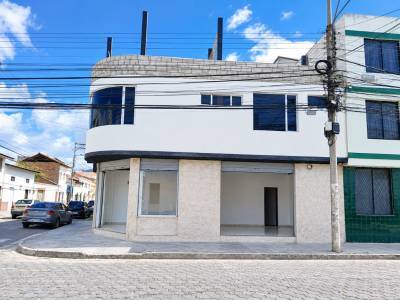 Arriendo local comercial 2-Ibarra Santo Domingo
