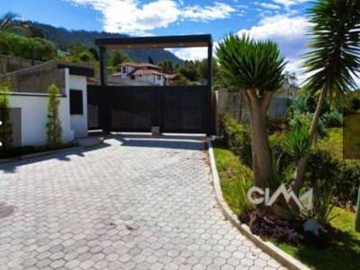 VENTA TERRENO  551m&sup2; SAN JUAN CUMBAYA URBANIZACION