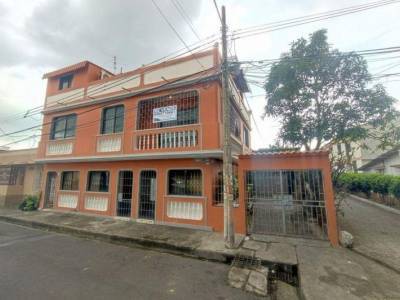 Se Vende Casa Rentera - Alborada 5ta Etapa