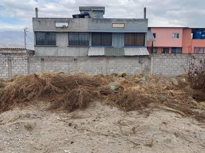 VENDO TERRENO EN SAN JUAN DE CALDERON 215 M2