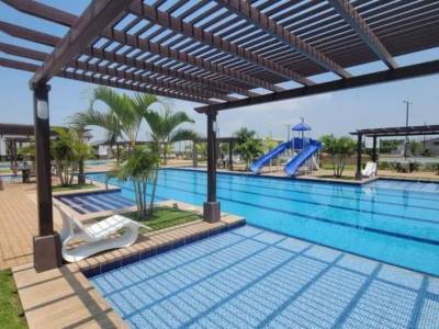 Terreno en Venta en Isla Celeste Babor, 245 m&sup2; Cerca de Garita y Cancha