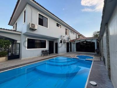 Venta de Casa Estancia del Rio