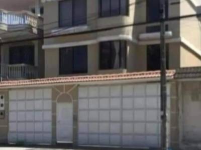 Venta de Casa Retera en Vernaza Norte