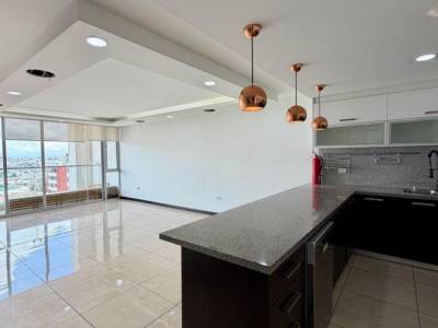 Departamento de 3 Habitaciones - en Venta - El Bosque - 150 m&sup2;