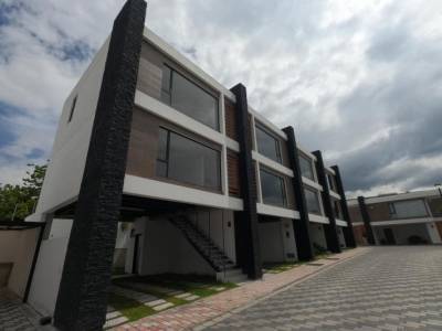Scc. Venta Loft 2 Dorm. Tumbaco