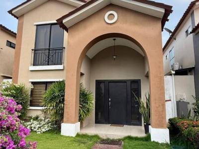Casa en Venta en Samborond&oacute;n V. J.